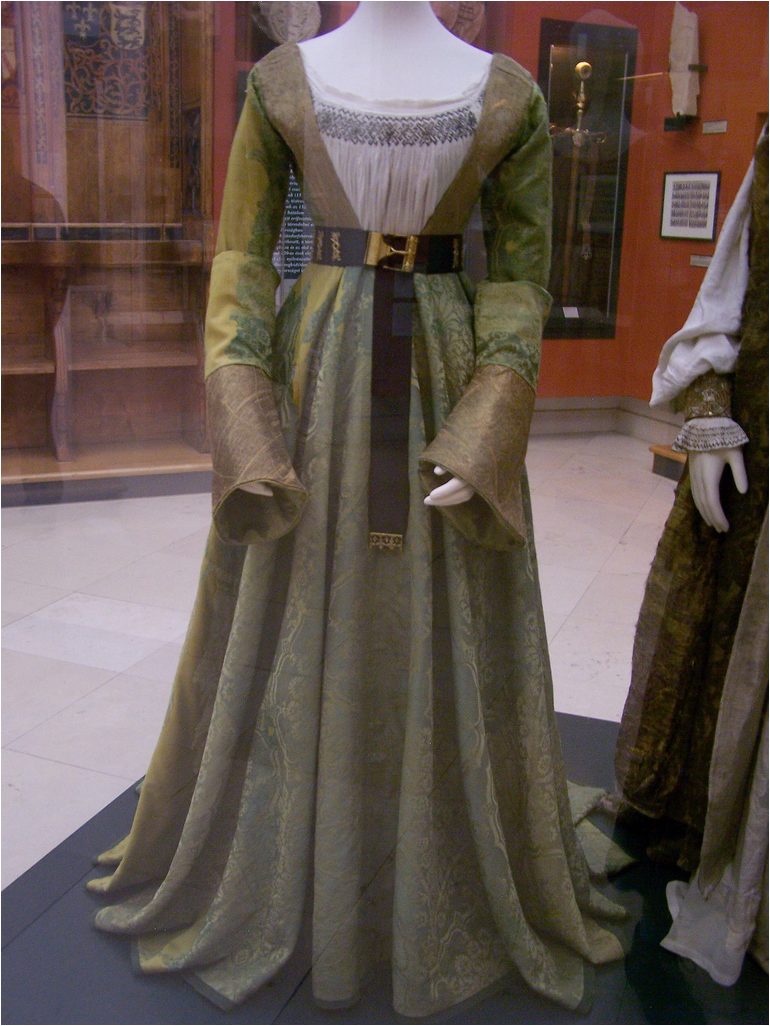 Mary of Hapsburg's Gown