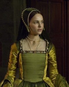 Anne's uniform fashion