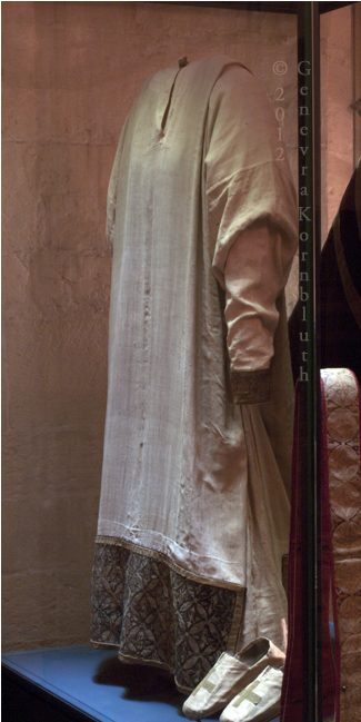 Dalmatic of St. Thomas à Becket, Archbishop of Canterbury (1117 - 1170)