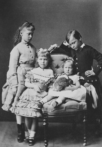 Prince Ernest Louis, and Princesses Irene, Alix, and Marie of Hesse