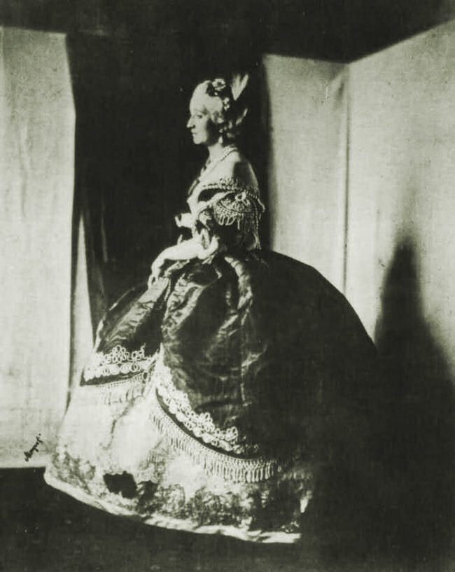 Empress Eugénie à la Marie Antoinette